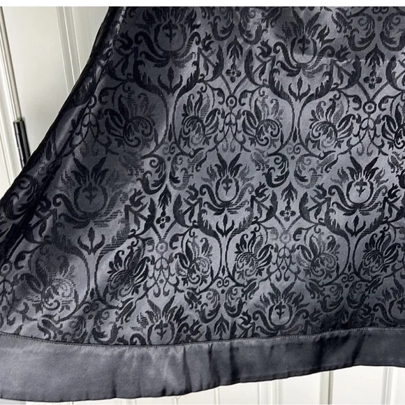 White House Black Market Special Occasion Strapless Dress Velvet Floral Size 4 - Picture 8 of 11